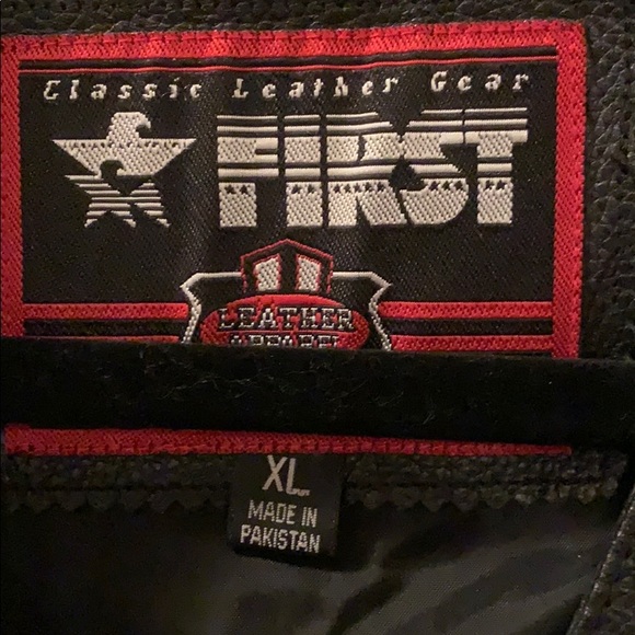 Riding vest size xl - Picture 3 of 5